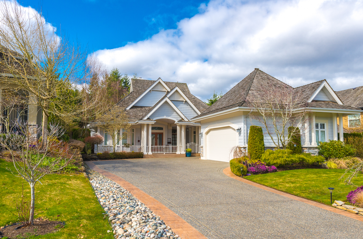 Choosing Energy-Efficient Garage Doors